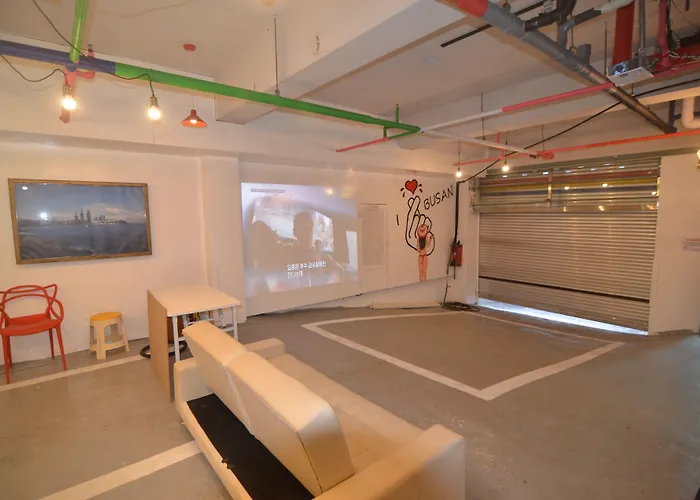 Kimchee Haeundae Guest house 2*